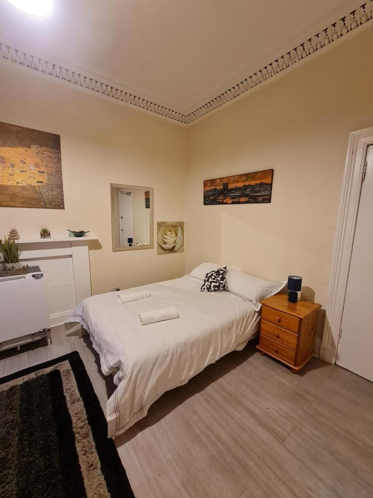 Cathcart Place Rooms Единбург Екстер'єр фото